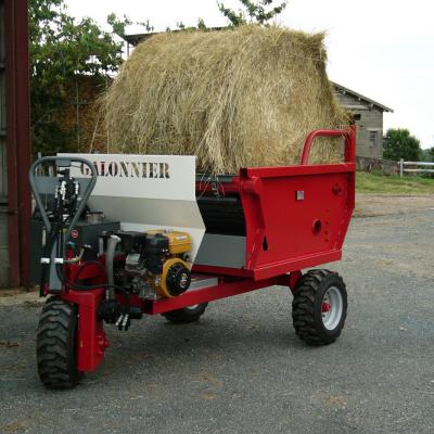 GDA150T - Dérouleuse balles rondes automotrice pivotante - commande guidon bras de direction - GALONNIER