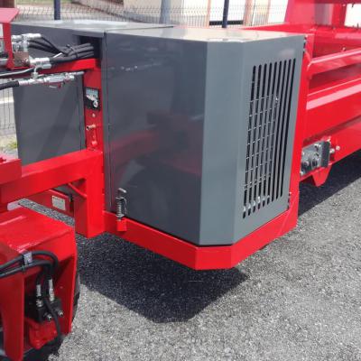 GCPA220F - Pailleuse automotrices balles cubiques - disques paillage - guidon type transpalette - rouleaux dents rétractables - GALONNIER