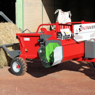 GDV150C - Dérouleuse disitributrice traînée - bras de chargement - distribution sur tapis à droite - GALONNIER