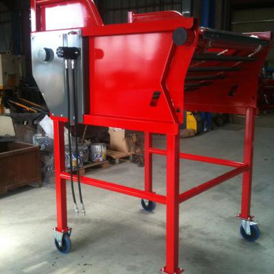 GDF150F - Dérouleuse balles rondes montée sur pieds avec roulettes pivotantes - GALONNIER