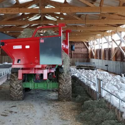 Distributrice pailleuse mixte sur pique balles (balles rondes et carrées) - caisse pivotante - GALONNIER